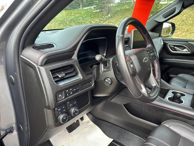 2022 Chevrolet Suburban 4WD RST
