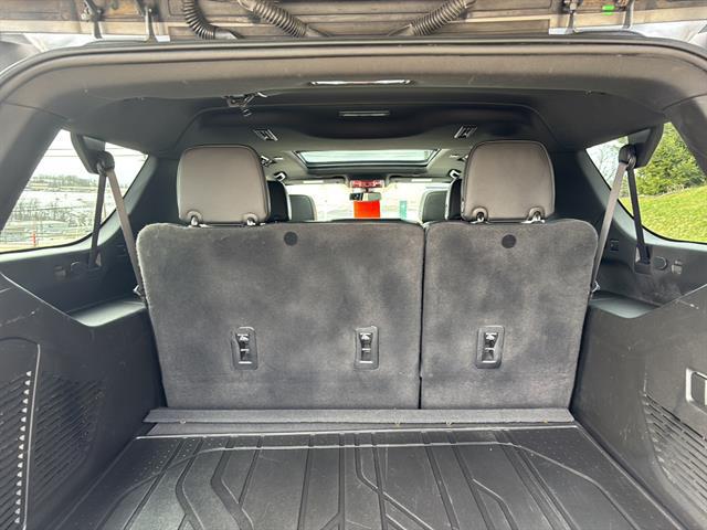2022 Chevrolet Suburban 4WD RST