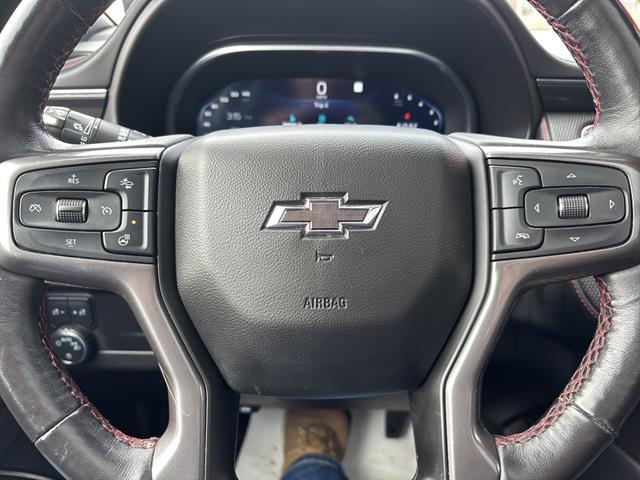 2022 Chevrolet Suburban 4WD RST