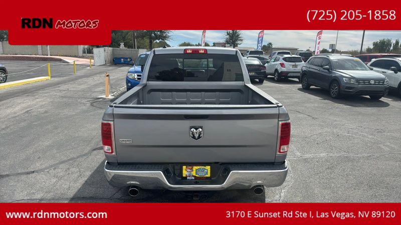 2019 Ram 1500 Classic Laramie Crew Cab 4x2 5'7" Box