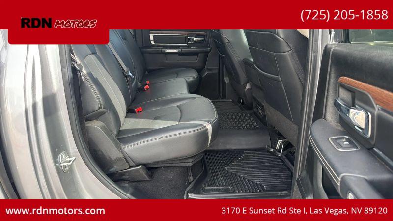 2019 Ram 1500 Classic Laramie Crew Cab 4x2 5'7" Box