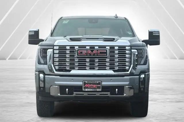 2026 GMC Sierra 2500HD Crew Cab, Standard Bed, Denali, 4WD