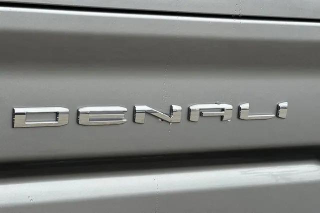 2026 GMC Sierra 2500HD Crew Cab, Standard Bed, Denali, 4WD