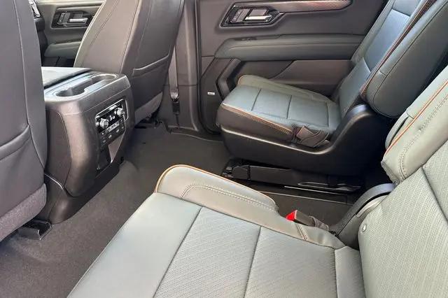 2026 GMC Yukon XL 4WD AT4
