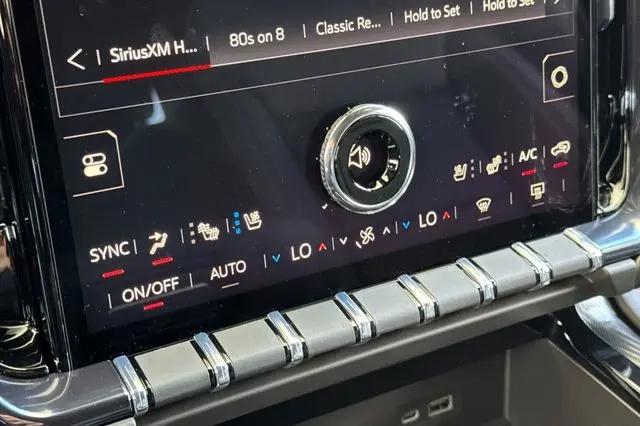 2026 GMC Yukon XL 4WD AT4