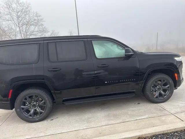 2026 Jeep Grand Wagoneer Upland 4x4