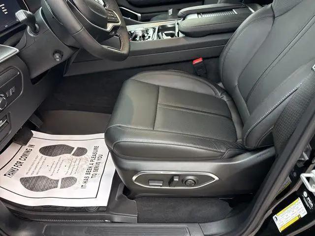 2026 Jeep Grand Wagoneer Upland 4x4
