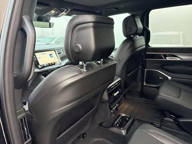 2026 Jeep Grand Wagoneer Upland 4x4