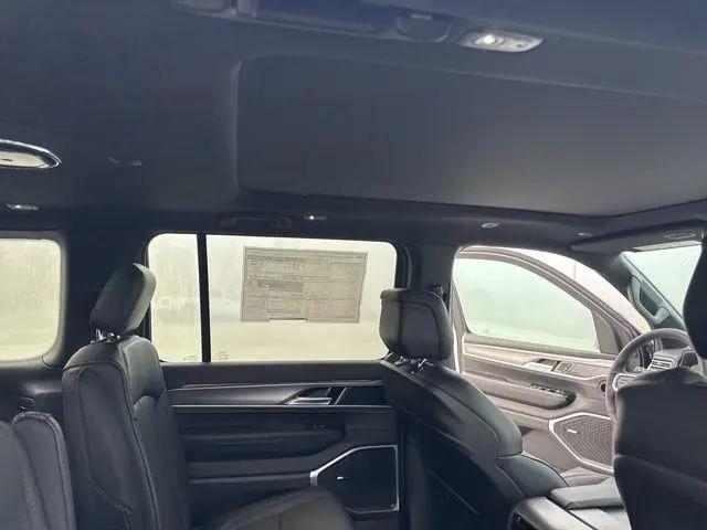 2026 Jeep Grand Wagoneer Upland 4x4