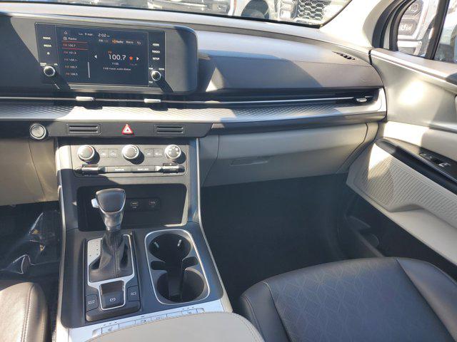 2023 Kia Carnival MPV LX Seat Package