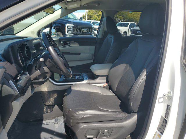 2023 Kia Carnival MPV LX Seat Package