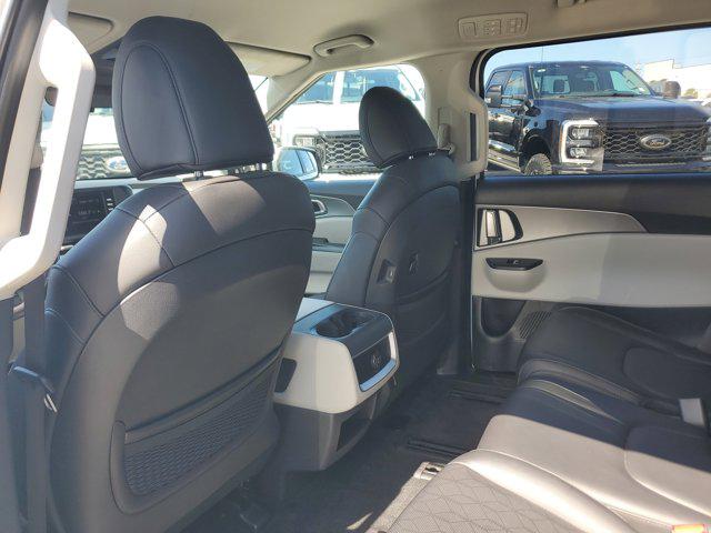 2023 Kia Carnival MPV LX Seat Package