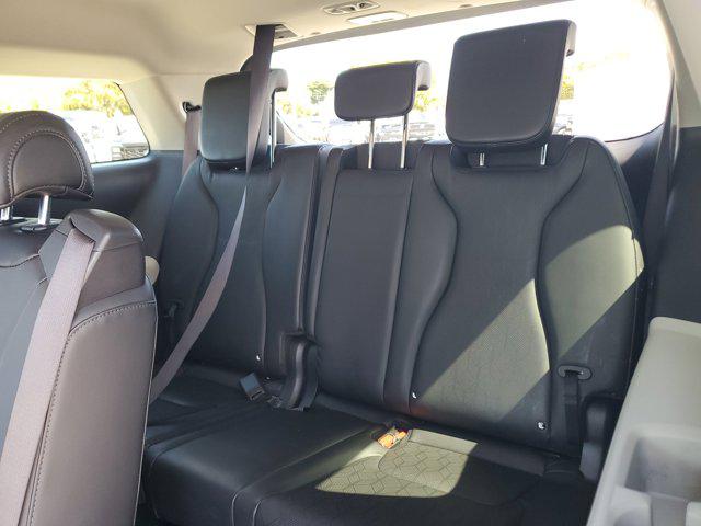 2023 Kia Carnival MPV LX Seat Package