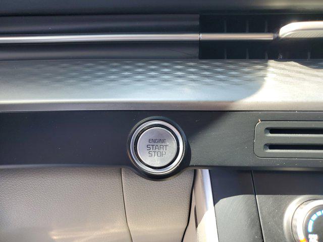 2023 Kia Carnival MPV LX Seat Package