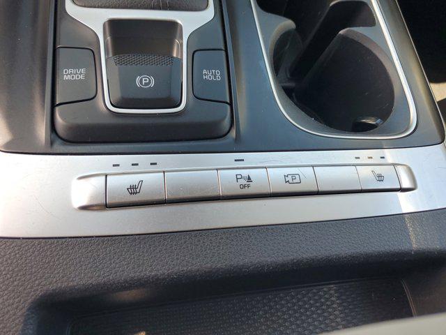 2023 Kia Carnival MPV LX Seat Package