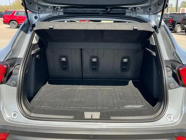 2026 Chevrolet Trax FWD LT
