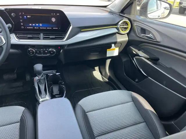 2026 Chevrolet Trax FWD LT
