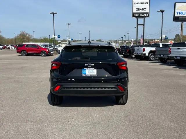2026 Chevrolet Trax FWD LT
