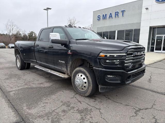 2025 Ram 3500 Laramie Crew Cab 4x4 8' Box