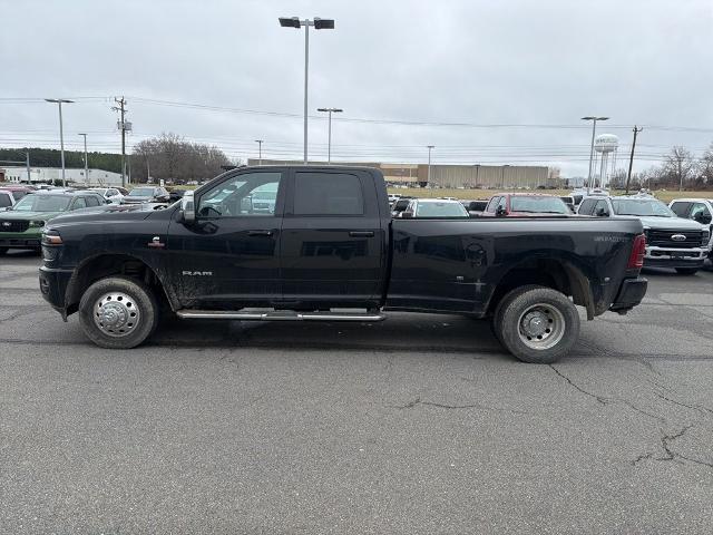 2025 Ram 3500 Laramie Crew Cab 4x4 8' Box