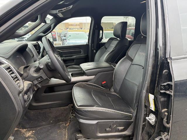 2025 Ram 3500 Laramie Crew Cab 4x4 8' Box