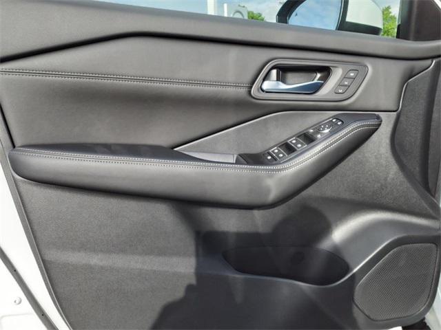 2024 Nissan Rogue SL FWD