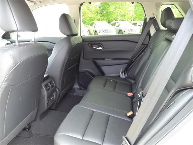 2024 Nissan Rogue SL FWD