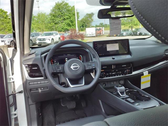 2024 Nissan Rogue SL FWD