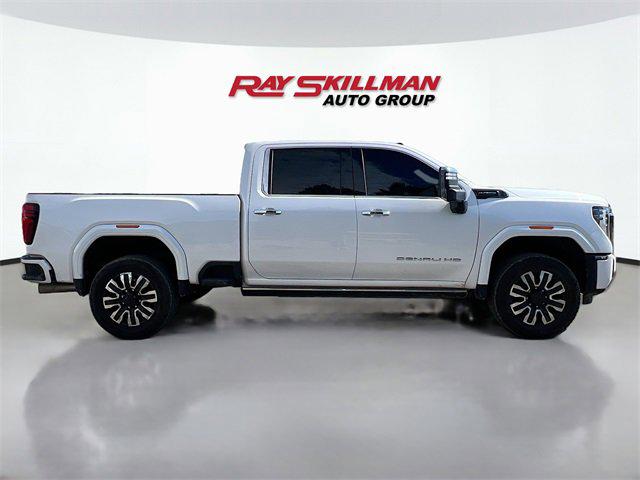 2025 GMC Sierra 3500HD 4WD Crew Cab Standard Bed Denali Ultimate