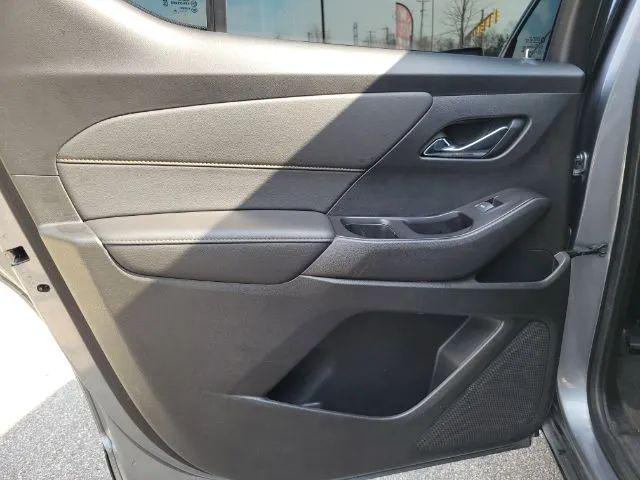 2020 Chevrolet Traverse FWD LT Cloth