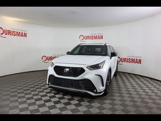 2022 Toyota Highlander XSE