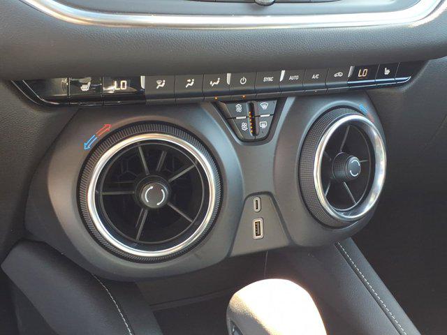 2025 Chevrolet Blazer AWD 2LT