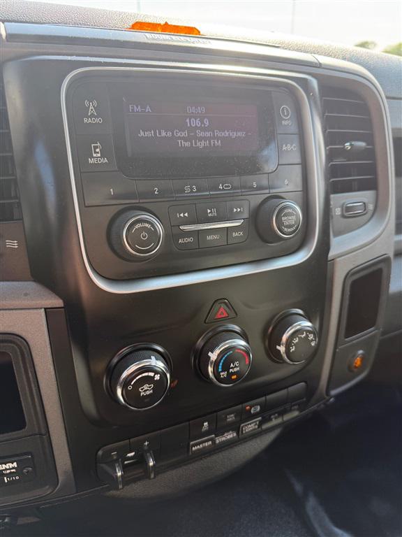 2013 Ram 4500 Chassis Tradesman/SLT