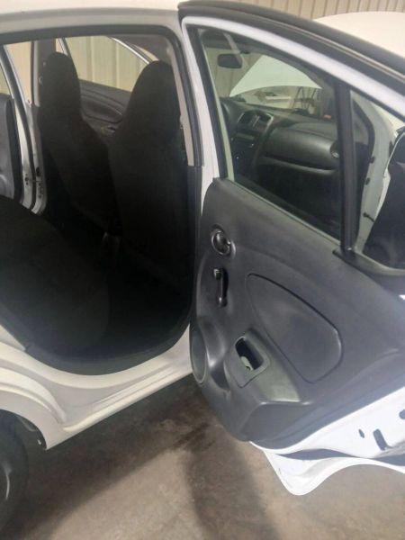 2017 Nissan Versa 1.6 S+