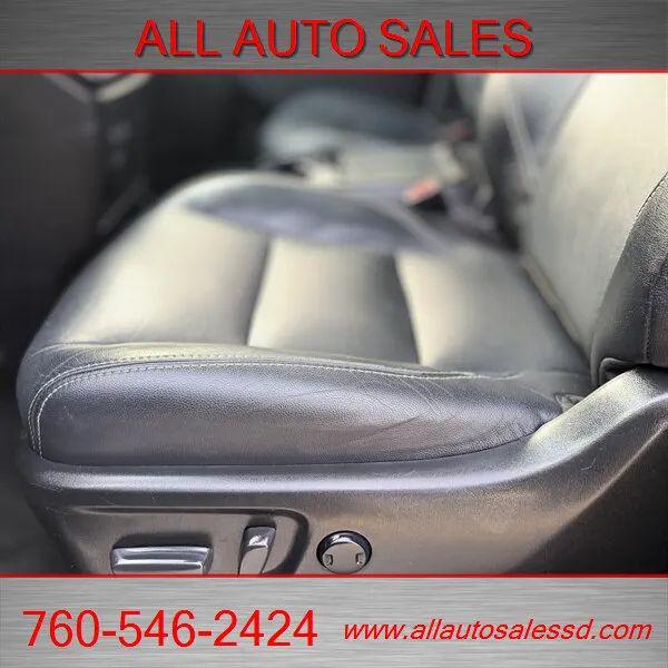 2018 Toyota Sienna SE 8 Passenger