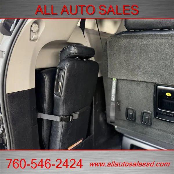 2018 Toyota Sienna SE 8 Passenger