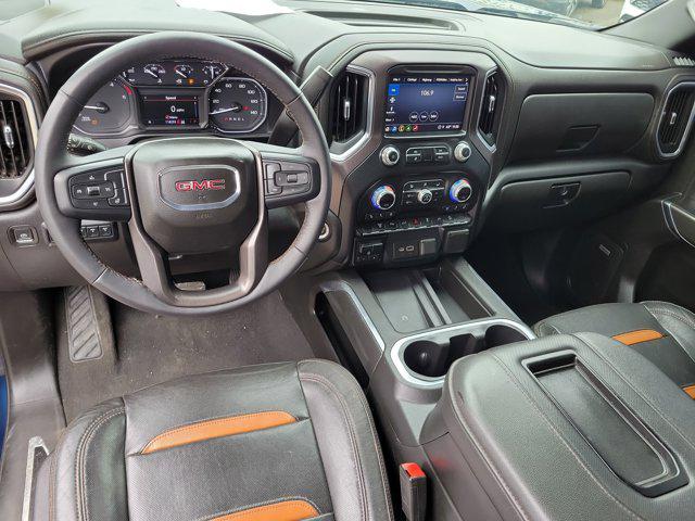 2022 GMC Sierra 2500HD 4WD Crew Cab Standard Bed AT4