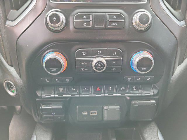 2022 GMC Sierra 2500HD 4WD Crew Cab Standard Bed AT4