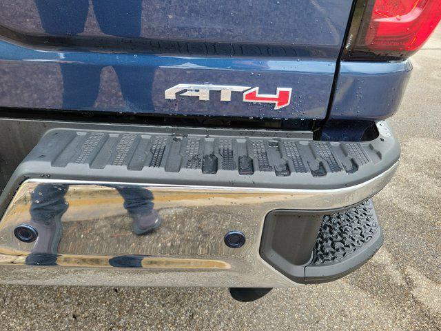 2022 GMC Sierra 2500HD 4WD Crew Cab Standard Bed AT4