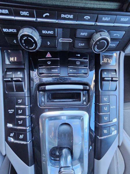 2012 Porsche Cayenne Base
