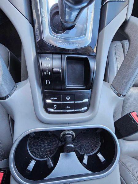 2012 Porsche Cayenne Base