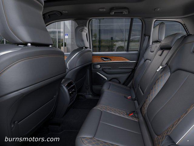2026 Jeep Grand Cherokee Summit 4x4