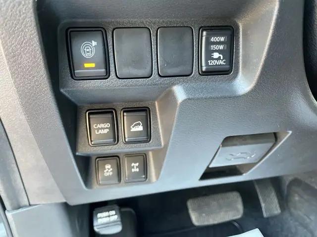 2023 Nissan Frontier Crew Cab PRO-4X 4x4