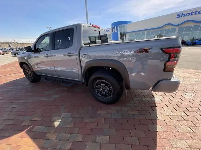 2023 Nissan Frontier Crew Cab PRO-4X 4x4