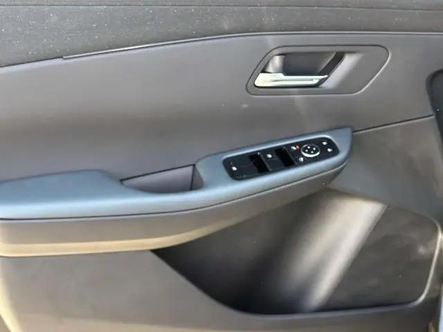 2026 Nissan LEAF S+