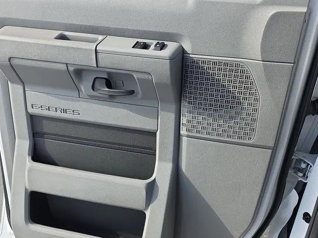 2026 Ford E-350 Cutaway E-Series Cutaway