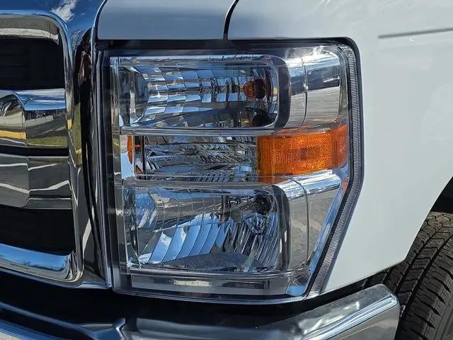 2026 Ford E-350 Cutaway E-Series Cutaway