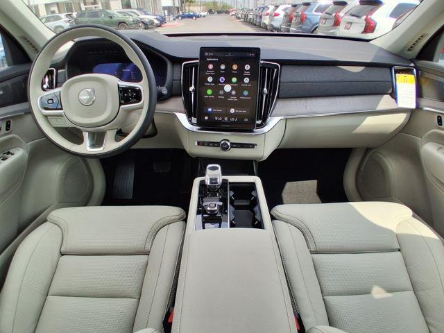 2026 Volvo XC90 Plug-In Hybrid Ultra Dark Theme, T8 AWD, Electric/Gasoline, 7 Seats