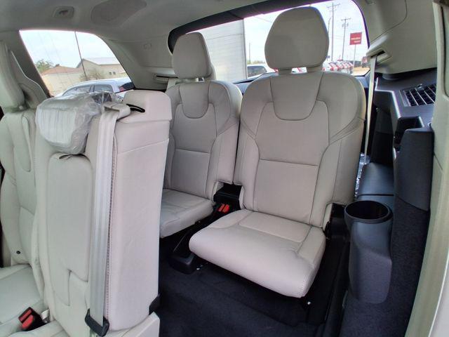 2026 Volvo XC90 Plug-In Hybrid Ultra Dark Theme, T8 AWD, Electric/Gasoline, 7 Seats