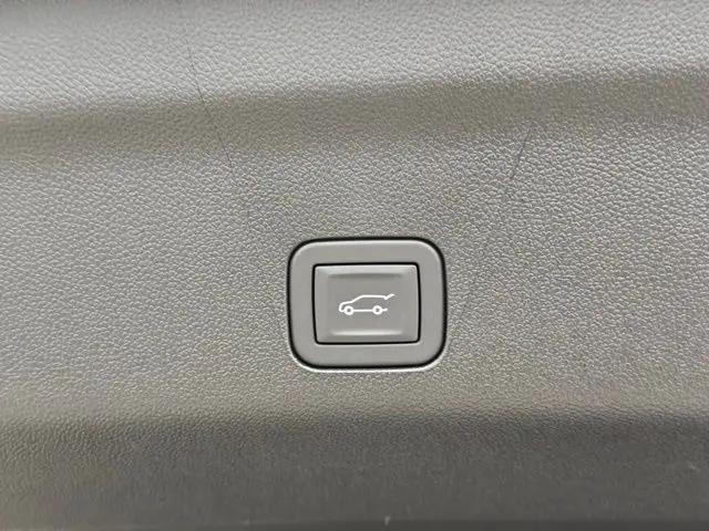2026 Chevrolet Suburban Premier, 4WD